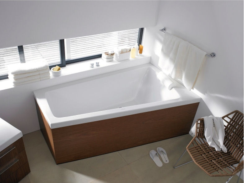 Paiova Bathtub