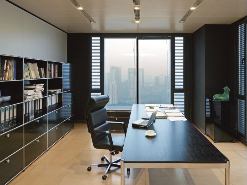 USM Haller Tables / Desks