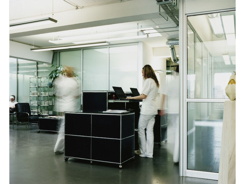 USM Haller Reception Desks