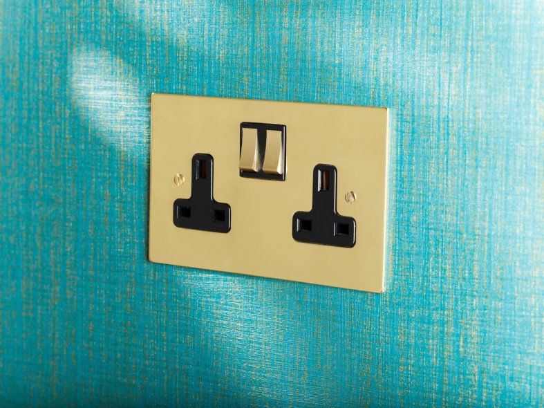 Ambassador Square Corners