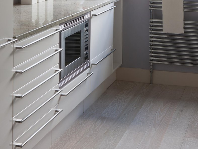 Textured Oak, Glacial White Plank Flooring