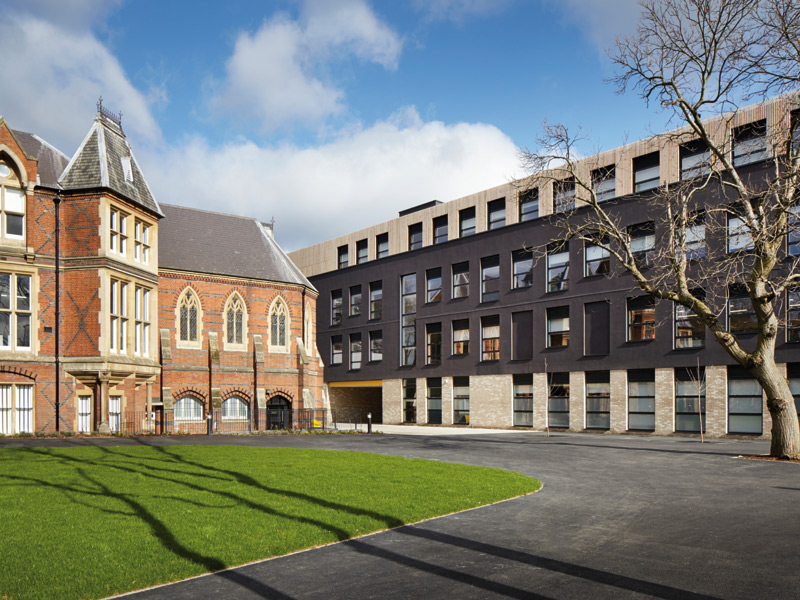 Jestico+Whiles commissioned new school at Mossbourne Victoria Park Academy, Hackney