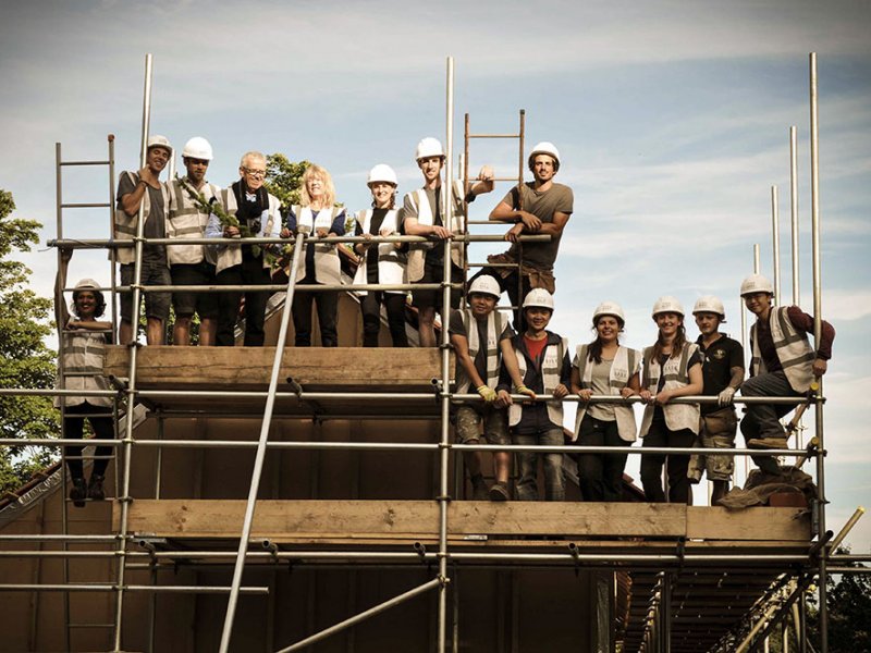 Warren Lodge: Bark Live-Build