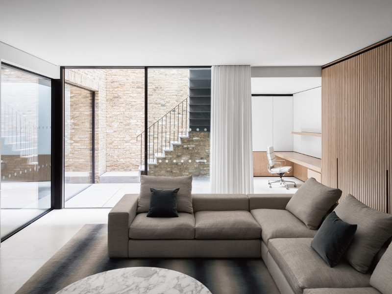 Architecture, Art and a Modern Office