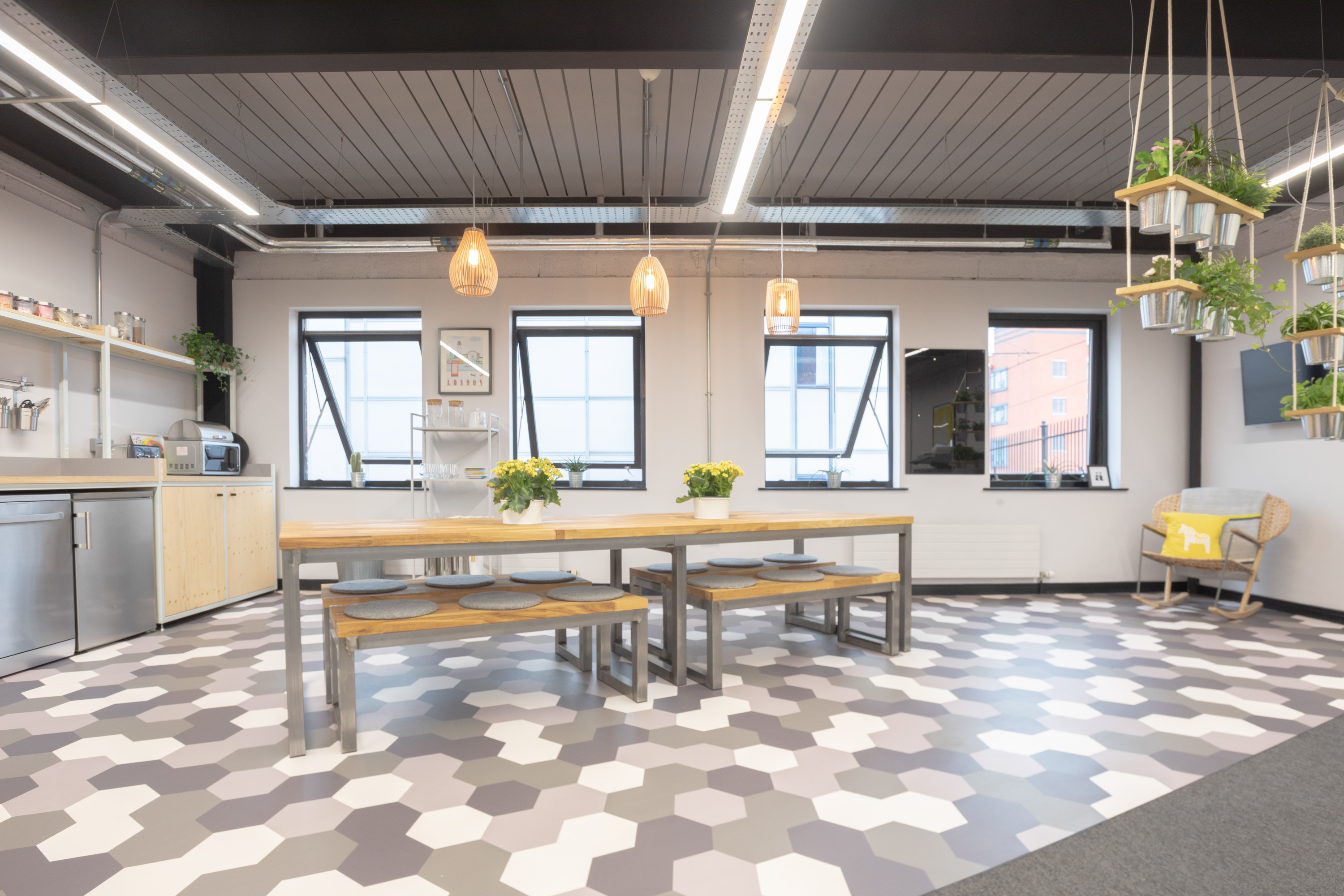 An Imaginative Approach to Creating Hattrick Offices